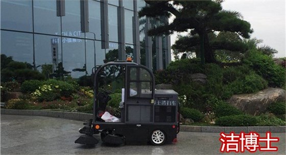 潔博士電動(dòng)掃地機