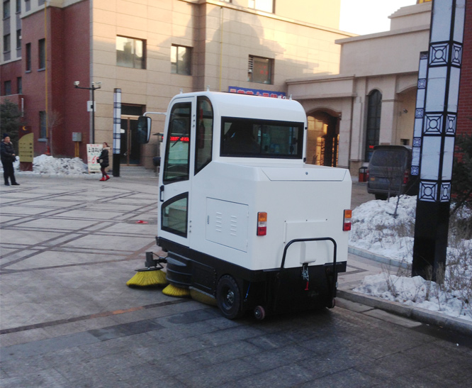 電動(dòng)清掃車(chē)案例-南京紫竹物業(yè) 電動(dòng)清掃車(chē)案例-南京紫竹物業(yè)