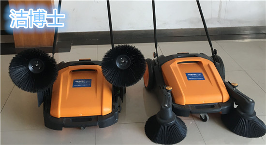手推無(wú)助力掃地車(chē)
