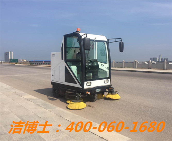 潔博士駕駛掃地車(chē)客戶(hù)案例——盤(pán)錦興旺油脂 潔博士駕駛掃地車(chē)客戶(hù)案例——盤(pán)錦興旺油脂