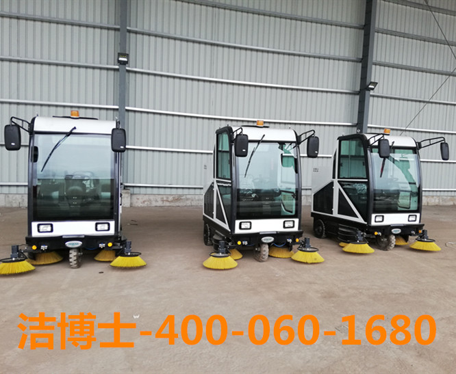 潔博士駕駛掃地車(chē)客戶(hù)案例-河南省安陽(yáng)市安陽(yáng)縣銅冶鎮人民政府