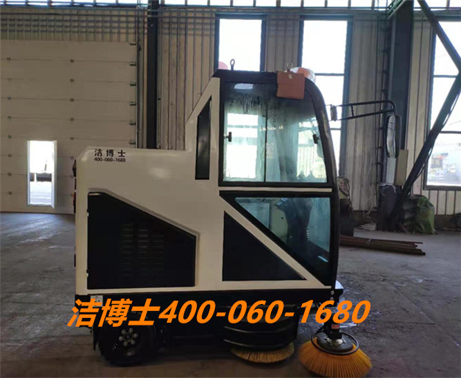 潔博士電動(dòng)掃地車(chē)用戶(hù)案例——龍慶鋼構集團 潔博士電動(dòng)掃地車(chē)用戶(hù)案例——龍慶鋼構集團